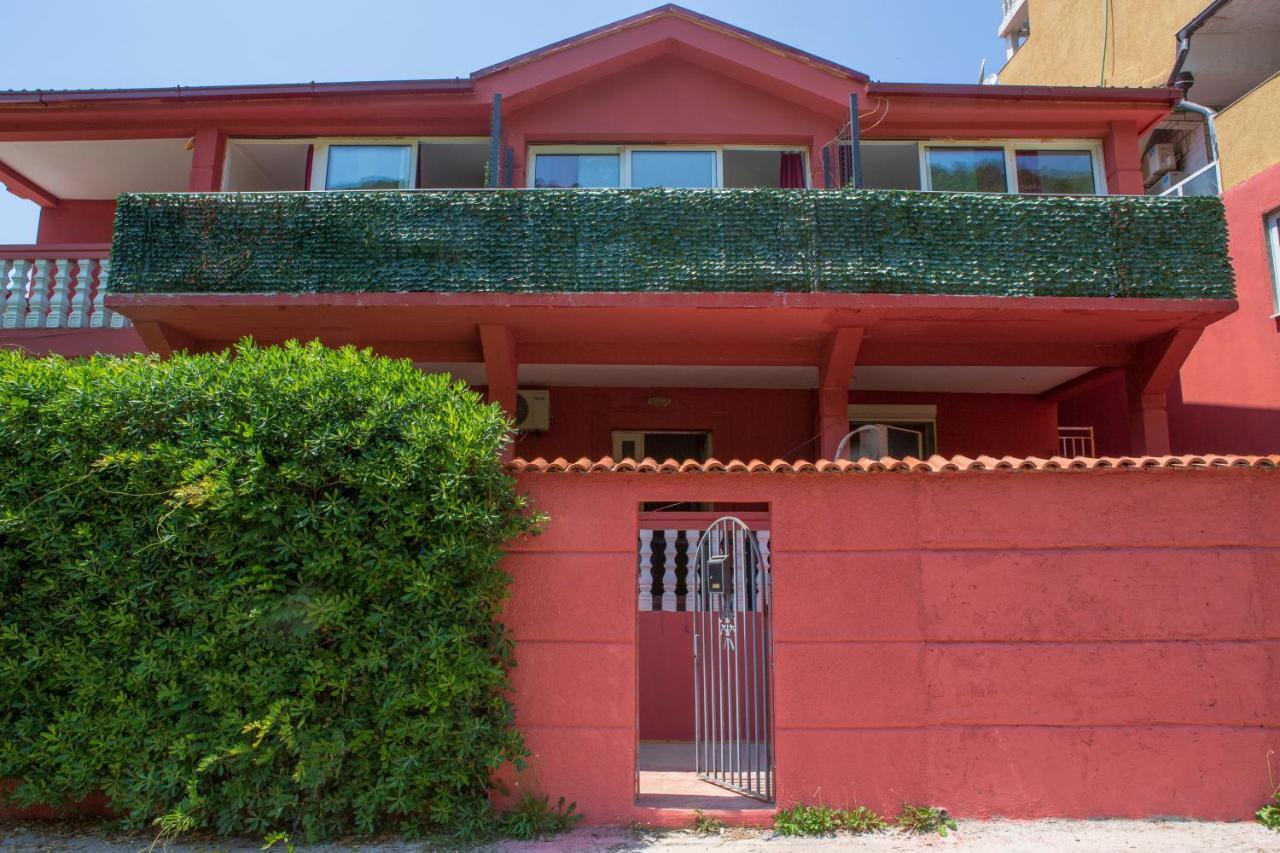 Family Apartments Vukcevic Čanj Εξωτερικό φωτογραφία