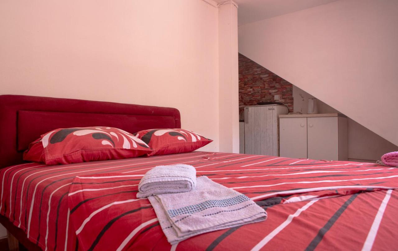 Family Apartments Vukcevic Čanj Εξωτερικό φωτογραφία