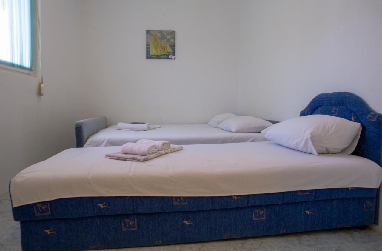 Family Apartments Vukcevic Čanj Εξωτερικό φωτογραφία