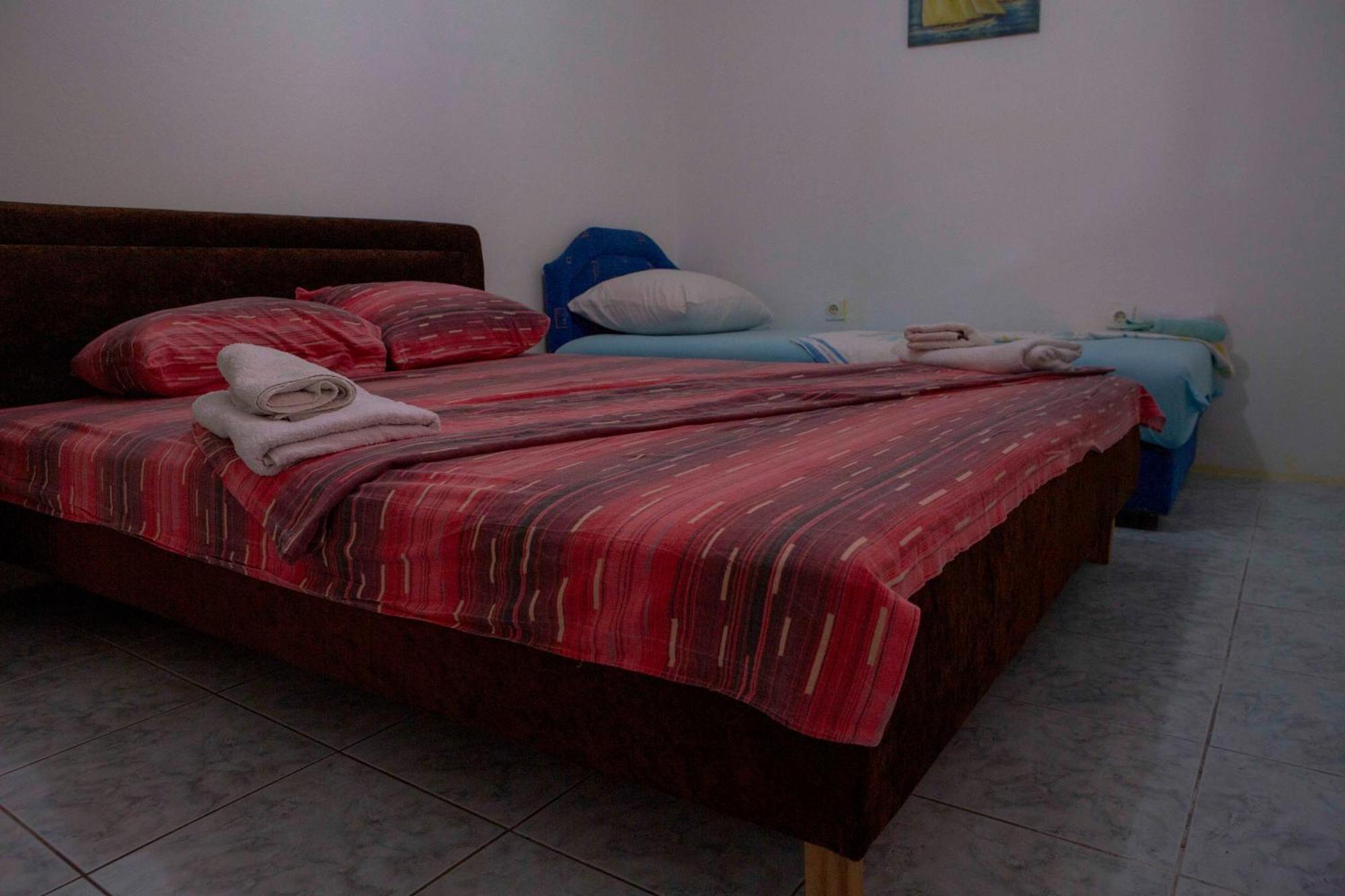 Family Apartments Vukcevic Čanj Δωμάτιο φωτογραφία